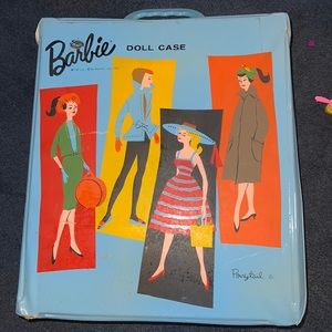 Vintage Barbie doll case